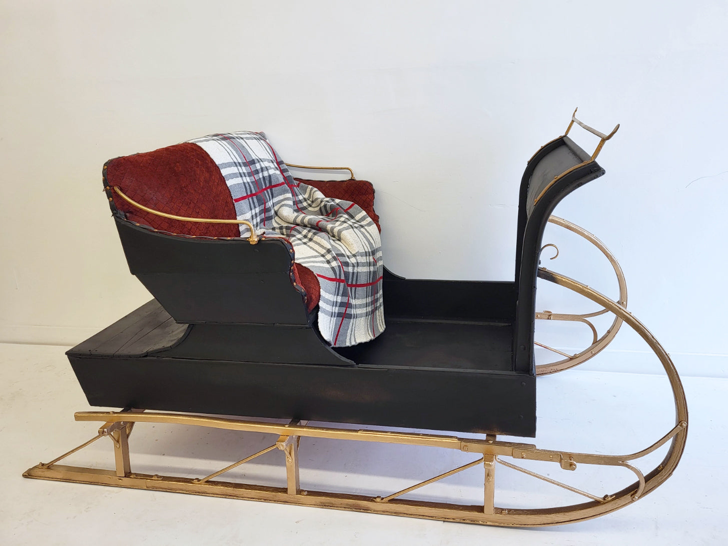 SLEIGH NOIR ET OR