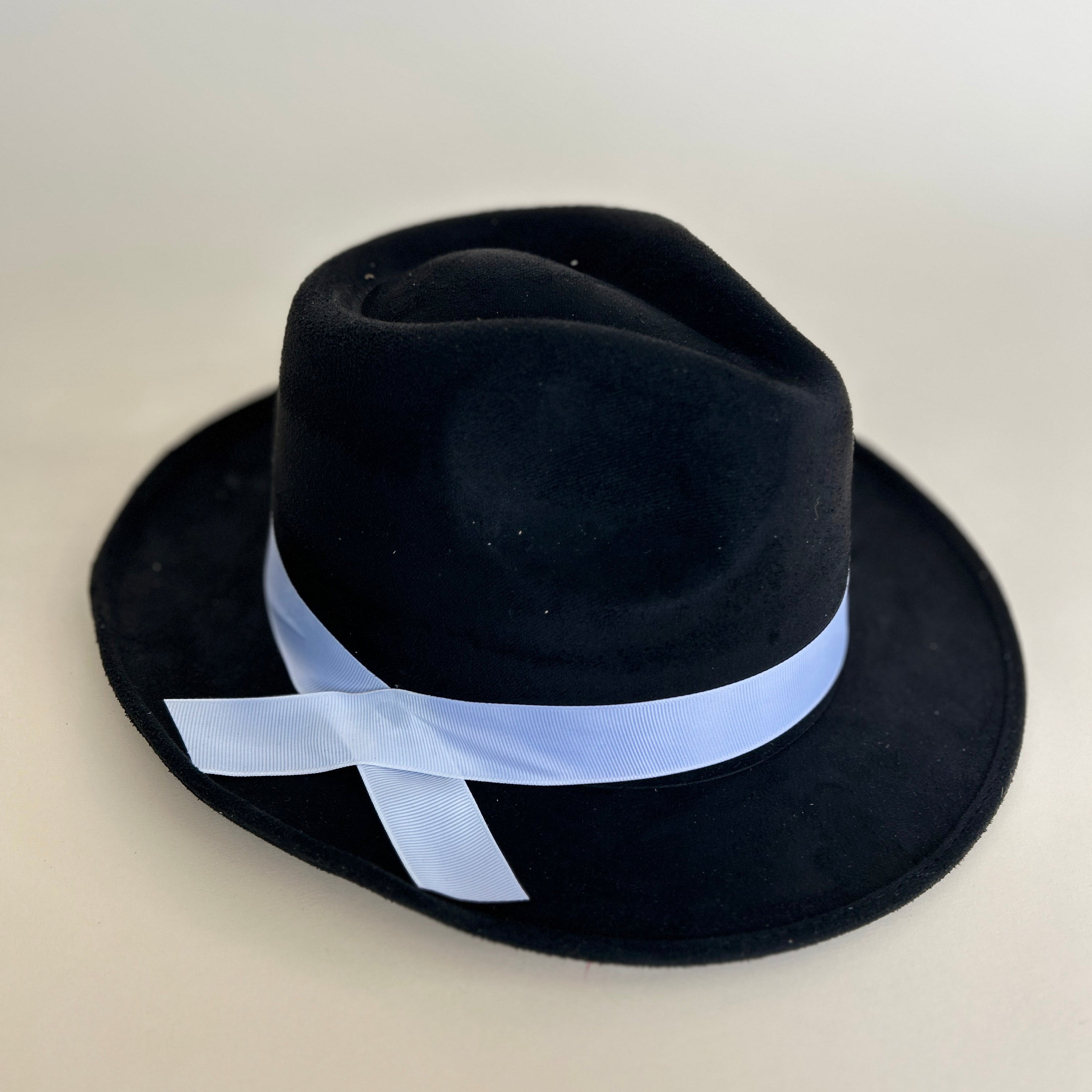 CHAPEAU DE FEUTRE NOIR