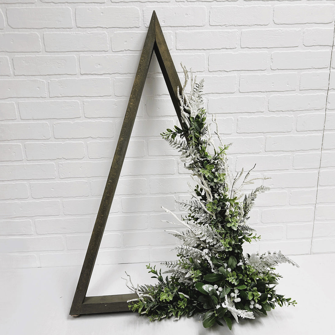 DECORATION TRIANGLE HIVER