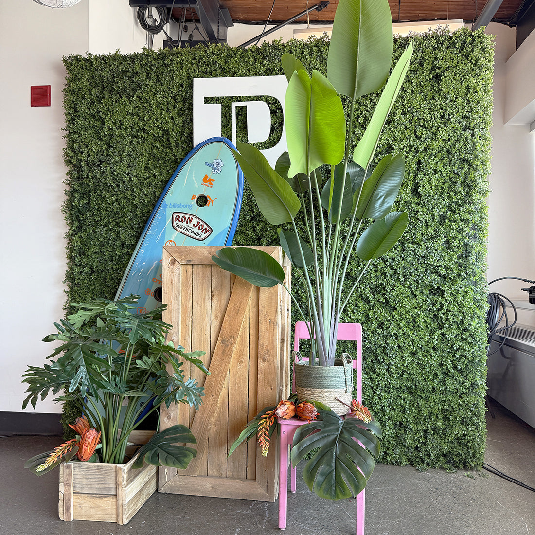 CAISSE DE BOIS STYLE GRANGE 60 po