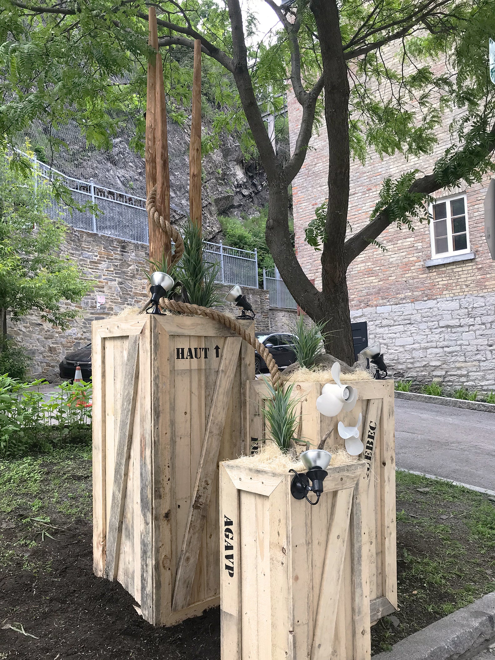CAISSE DE BOIS STYLE GRANGE 36 po