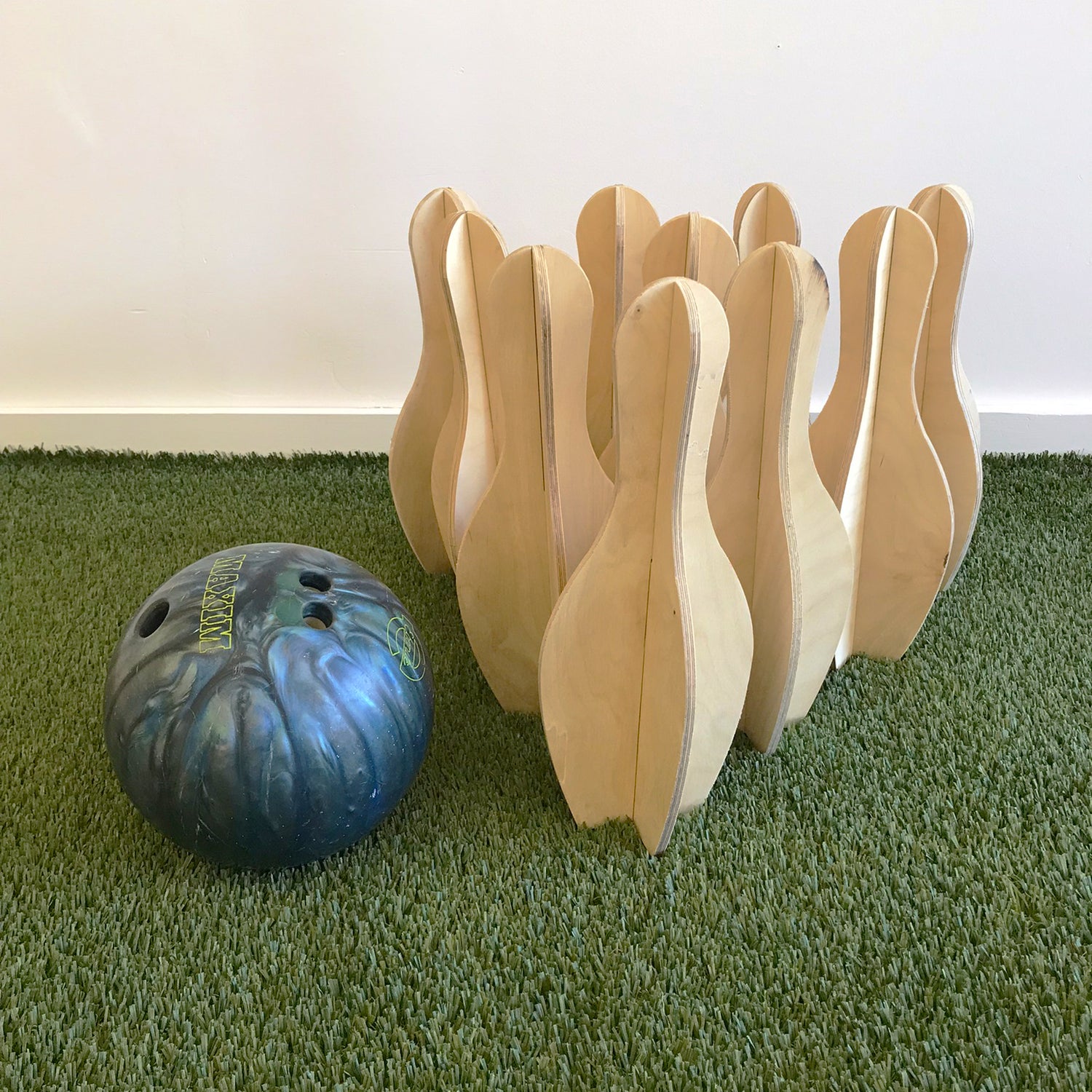 JEU DE QUILLES EN BOIS