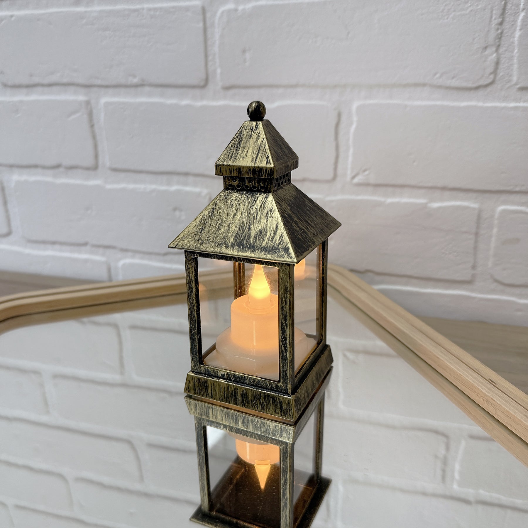 PETITE LANTERNE DORÉE LUMINEUSE