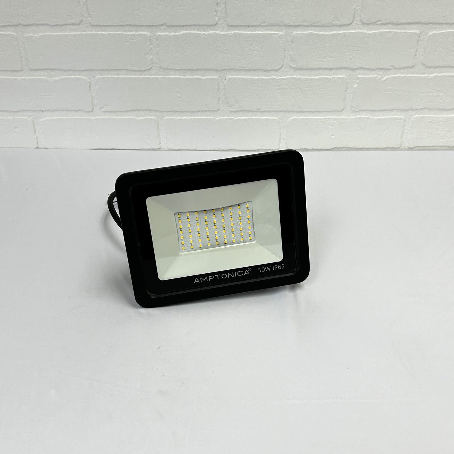 PROJECTEUR AU LED