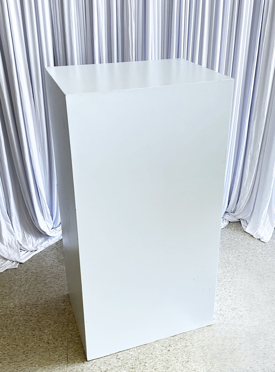 PODIUM BLANC
