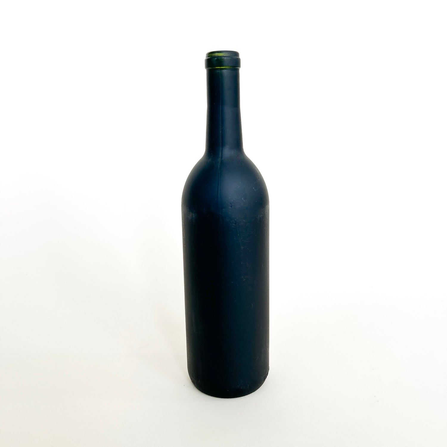 BOUTEILLE DE VIN NOIR MAT