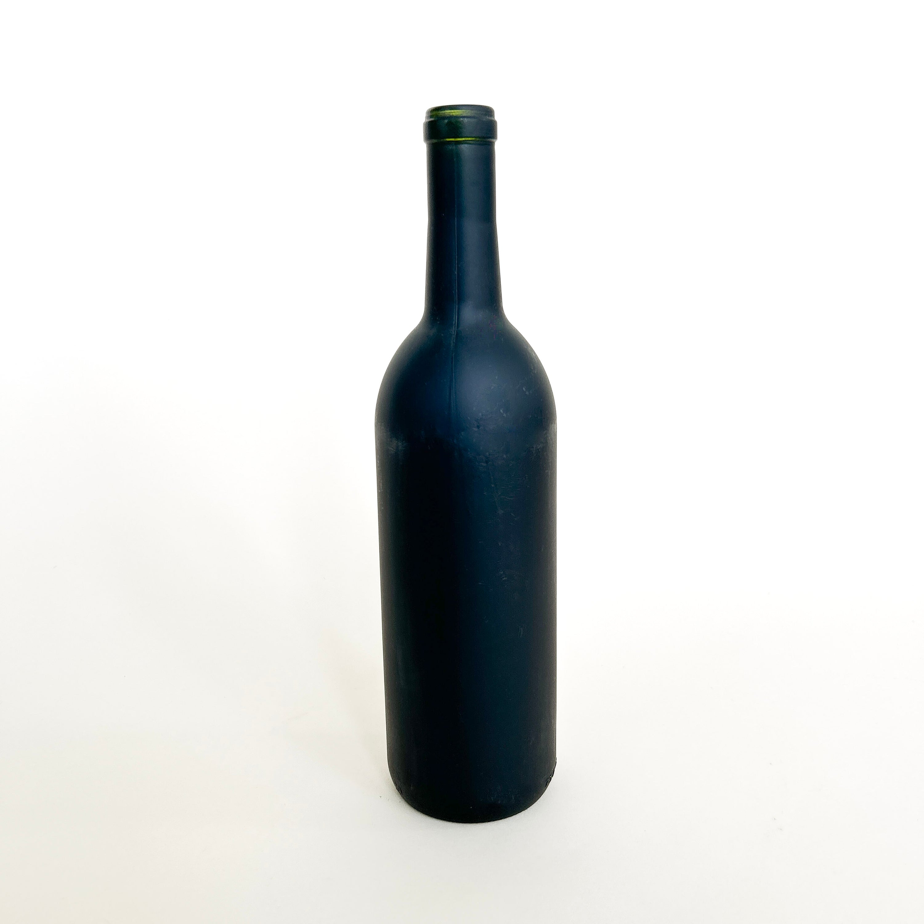 BOUTEILLE DE VIN NOIR MAT