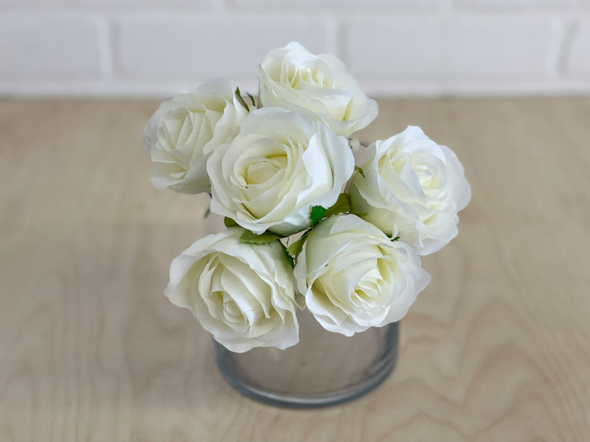 ROSES BLANCHES