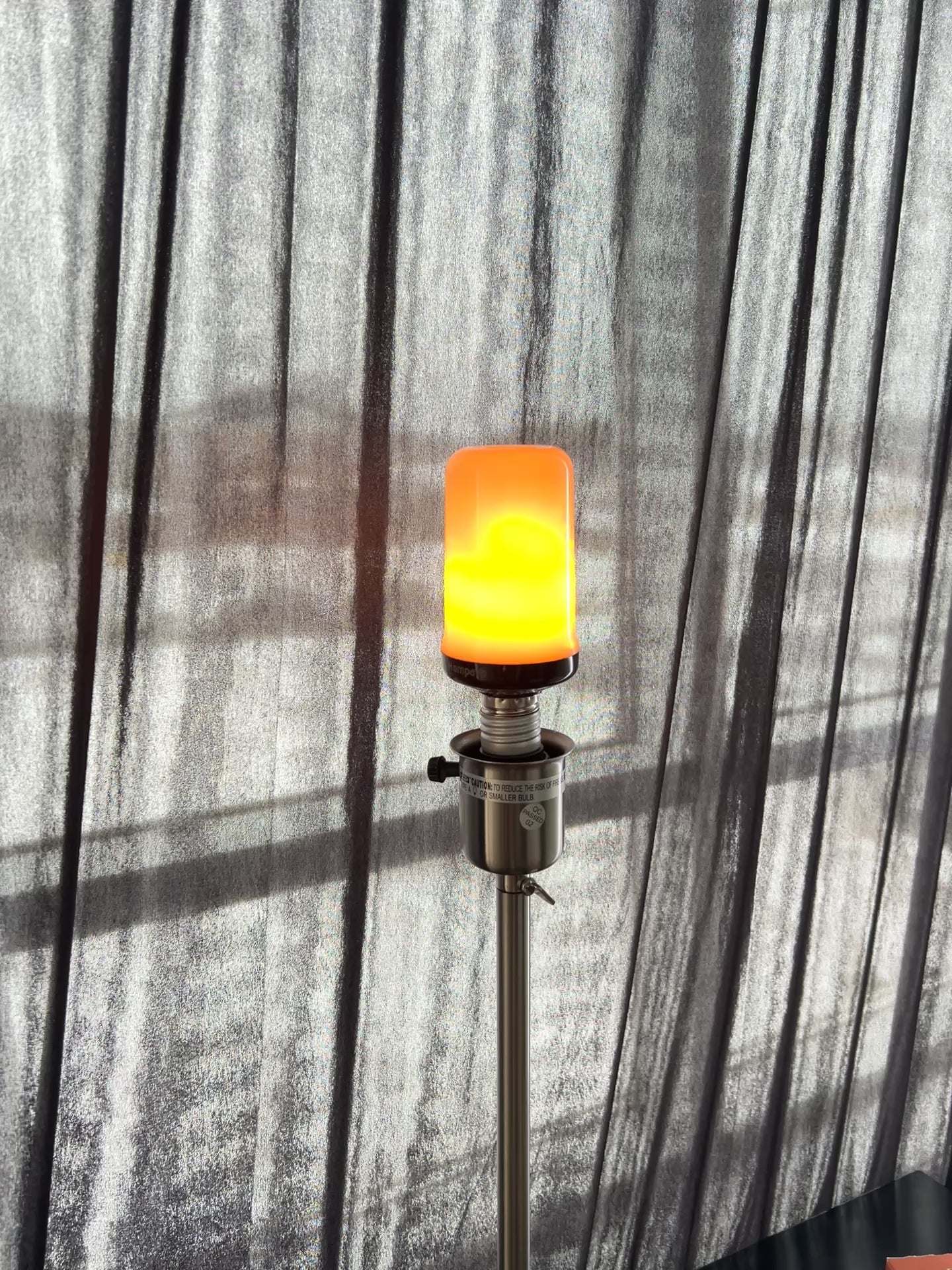 AMPOULE EFFET FLAMME